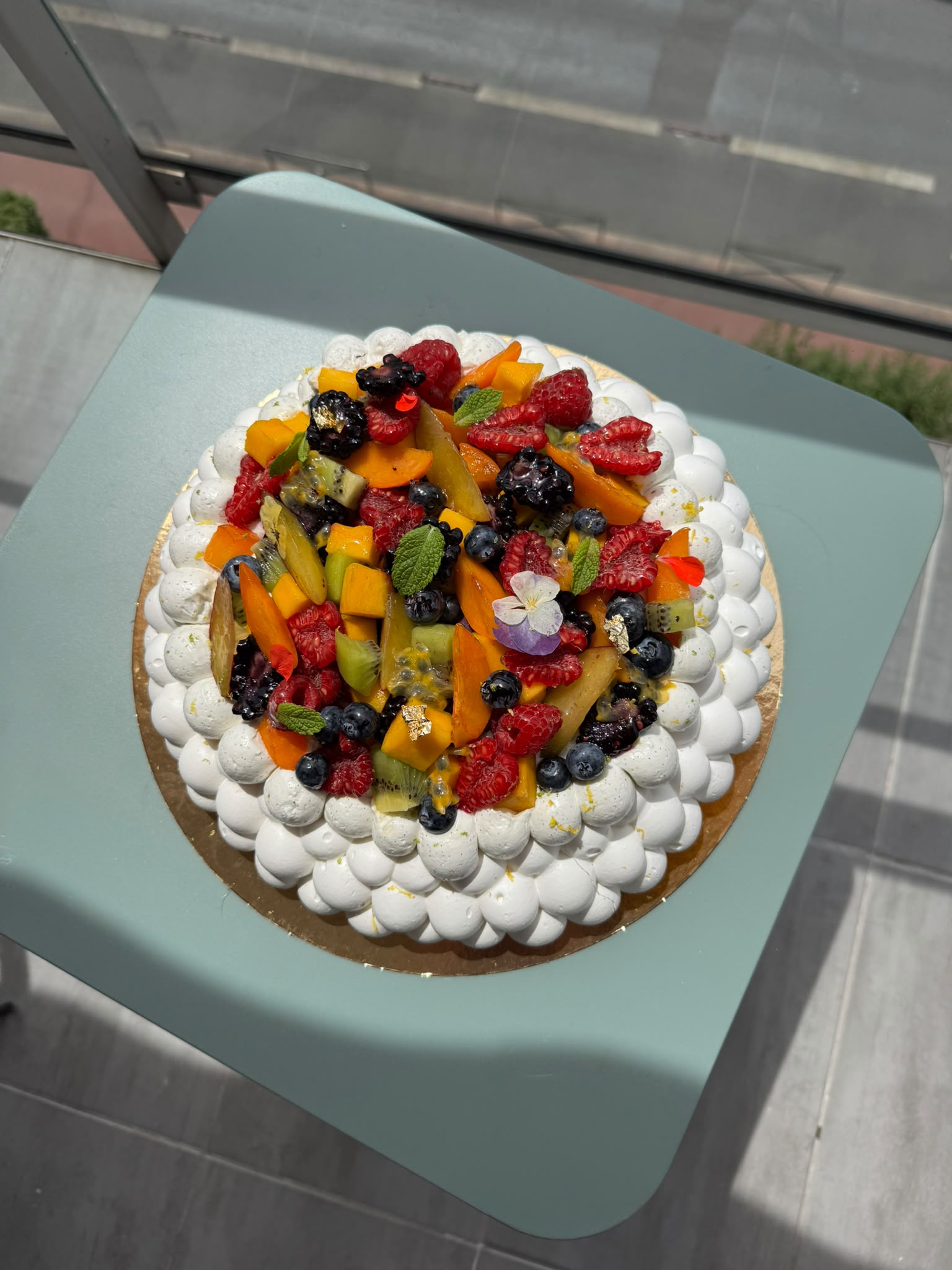 Pavlova aux fruits frais