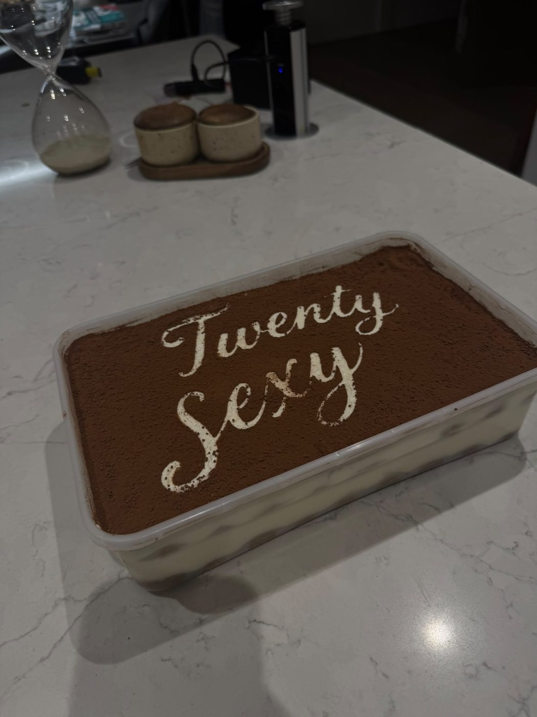 Tiramisu — mascarpone, café et cacao